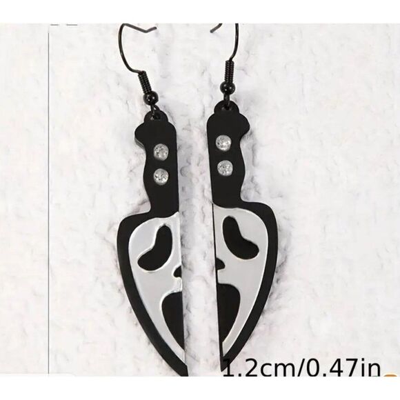 New! Scream Ghost Face Knife Dangle Earrings Jewelry Horror! - Picture 2 of 5